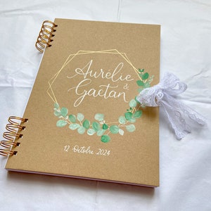 Livre d'or mariage en kraft recyclé avec hexagone doré et eucalyptus vert , noeud de couleur, fait main (A4)