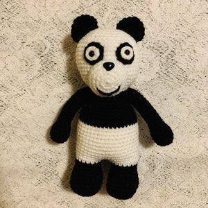 Crochet 9 inch Amigurumi Panda Pattern. Digital pdf file in English with US terms.