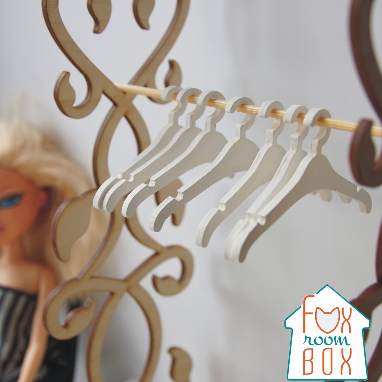 Set of 7pc miniature wooden HANGERS for dolls. Mini | Etsy