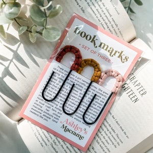Marcadores Macrame (conjunto de 3), marcadores de colocación de colores, regalos para cualquier ocasión, listos para enviar, regalo para lector, maestro, abuela, mujer