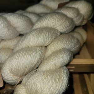 Border Leicester Wool Yarn 100% White