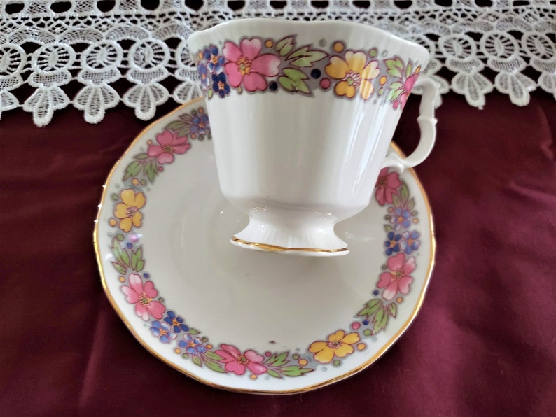 Royal Imperial Finest Bone China Made in England Tasse à thé et