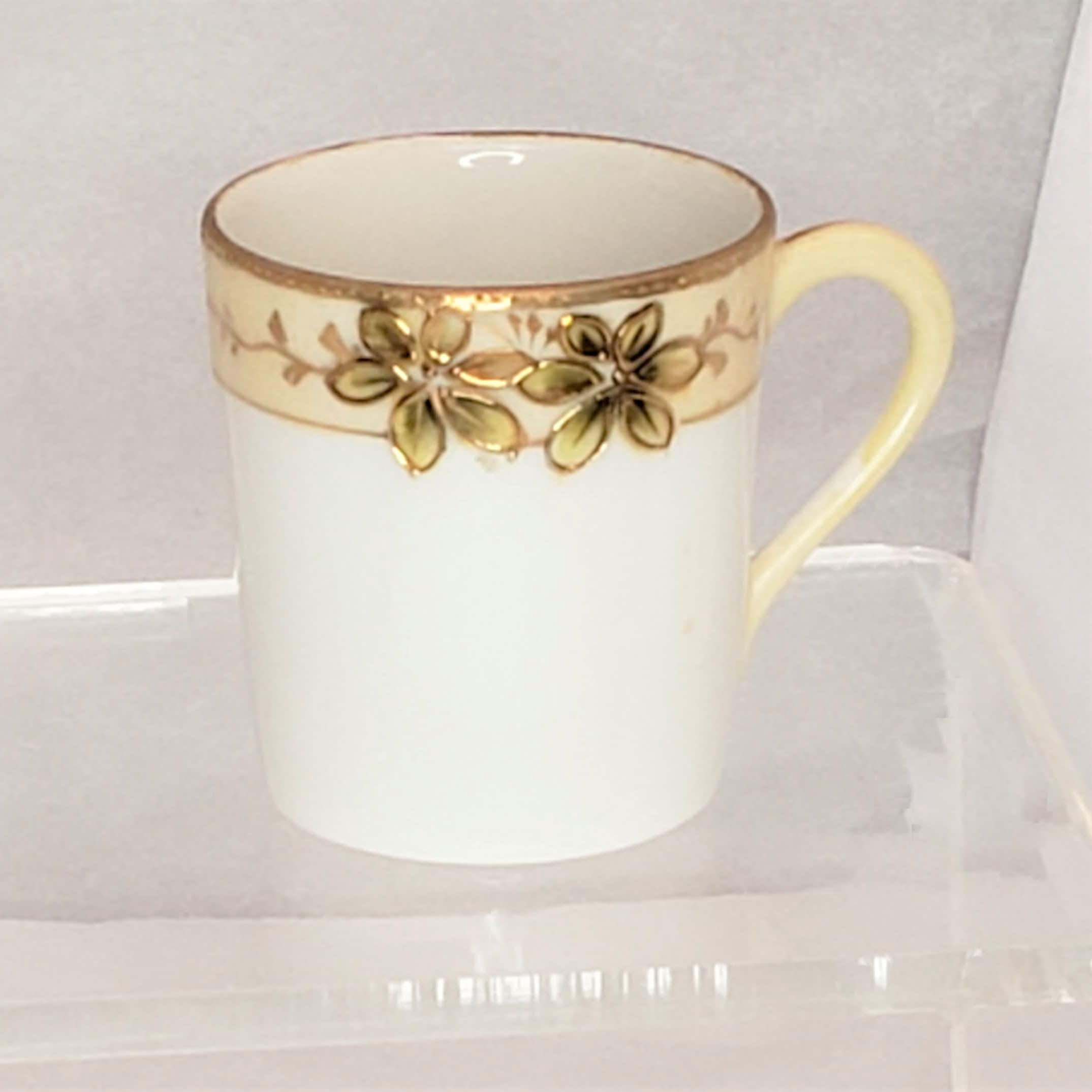 Clover Miniature Tea Set - Etsy