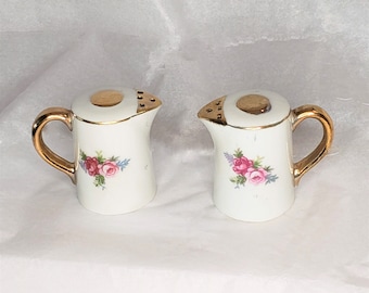 Sea Lion Caves of Oregon Coast Souvenir Coffee Pot Shaped Salt & Pepper Shaker Set By Anco