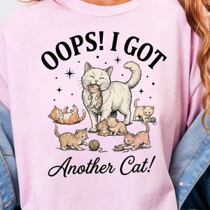 クレイジーキャットレディシャツPNG、うっかりもう一匹猫を飼っちゃった、猫好き昇華プリント、子猫ママへのギフト、ペットの親TシャツPNG