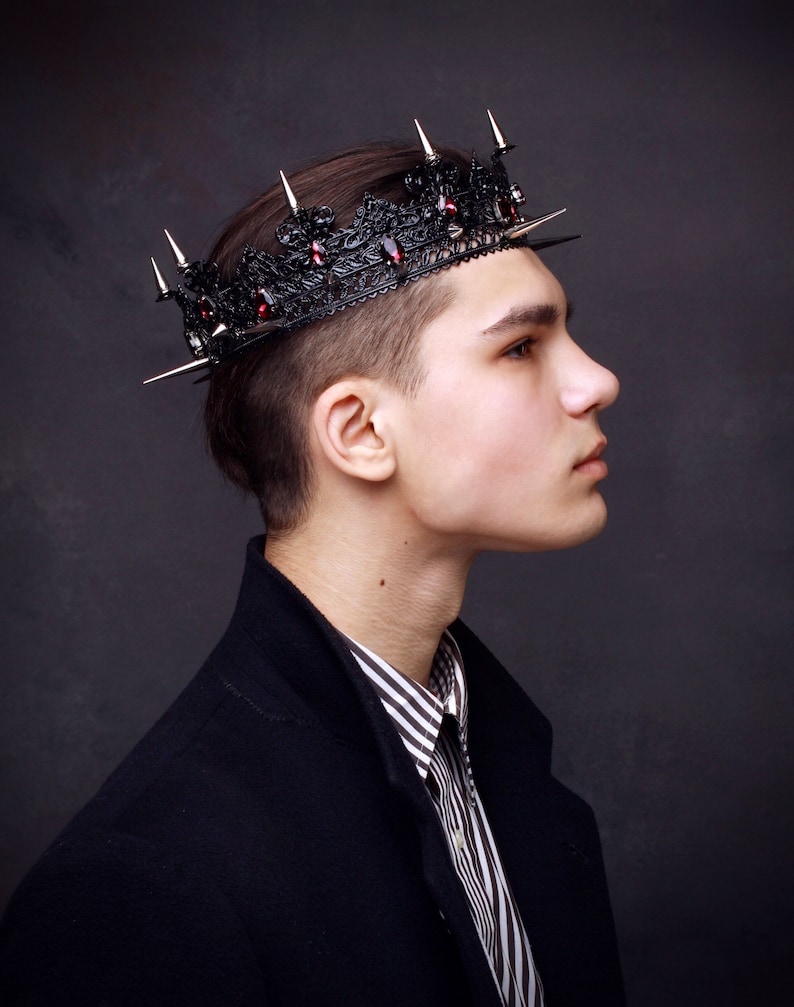 the dark crowns the dark crowns