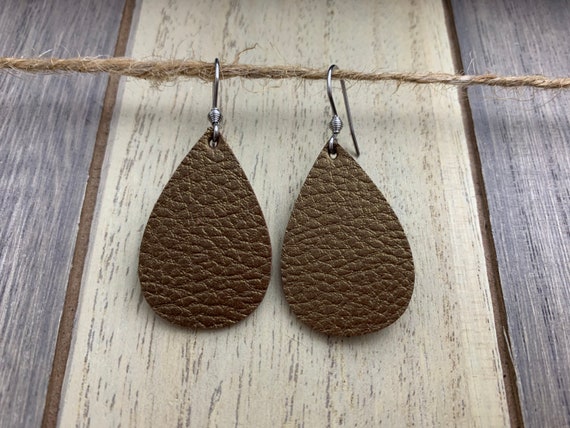 Mini Teardrop Earrings- Caramel (Vegan Leather, Faux Leather, Trendy  Earrings, Lightweight Earrings)