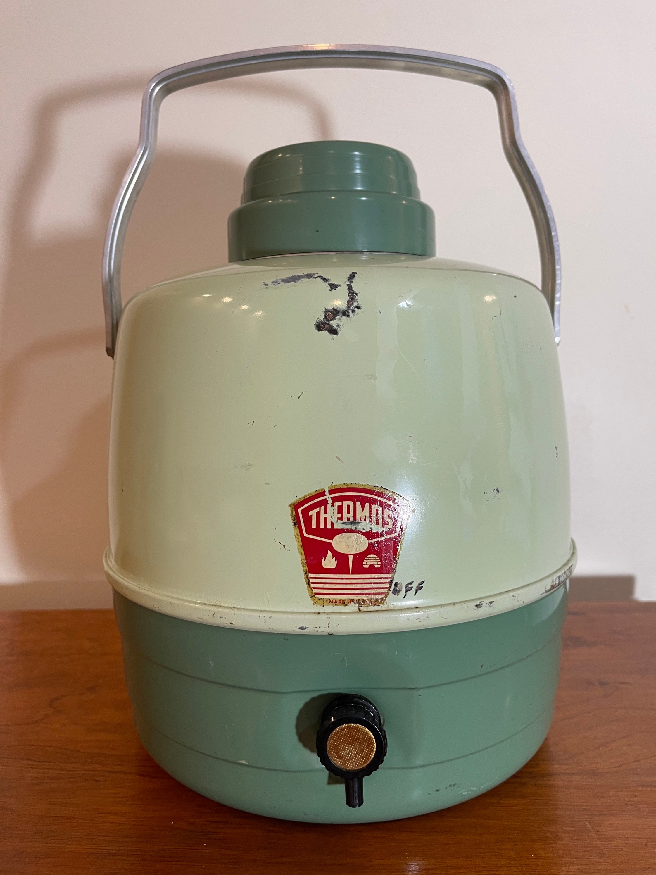 Vintage Green Thermos Plastic 1 Gallon Water Jug Round Picnic Camping