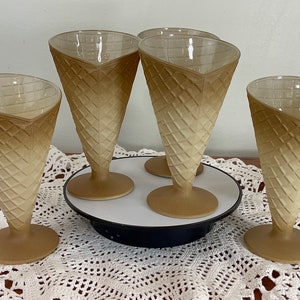Vintage Made in Italy Eiscreme Parfait Sundae Waffel Kegel Gläser Becher | Waffeltüten Eis Gläser | 5er Set