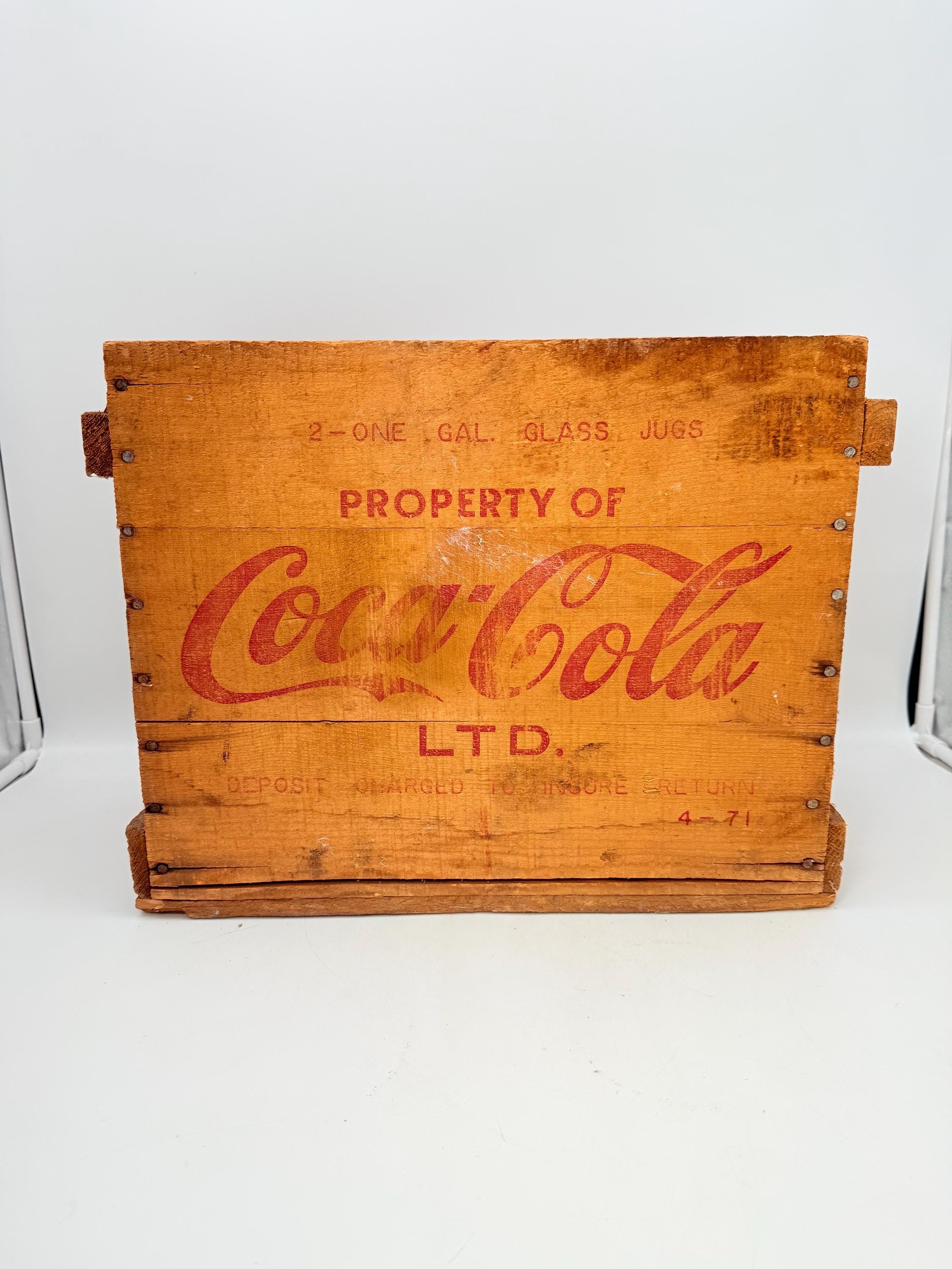 Vintage Coca-cola Wooden Crate With Glass Jugs - Coke Memorabilia