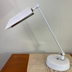 Vintage postmodern white metal accent lamp || Articulate table lamp | architect lamp | Postmodern table lamp | vintage lamp | desk lamp