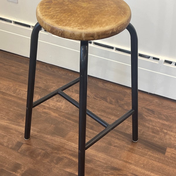 Vintage stool | Vintage metal structure and vinyl round seating stool || stool vinyl and black metal base | +|- 25.25 inches height