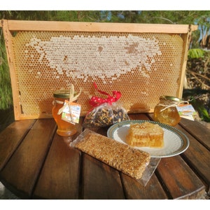 Honey Gift Box, Unheated Unfiltered Raw Greece Honey, Honey Comb, Pasteli, Tea/ Greek Cofee, Heathly Handmade Gift, Gift for Honey Lovers