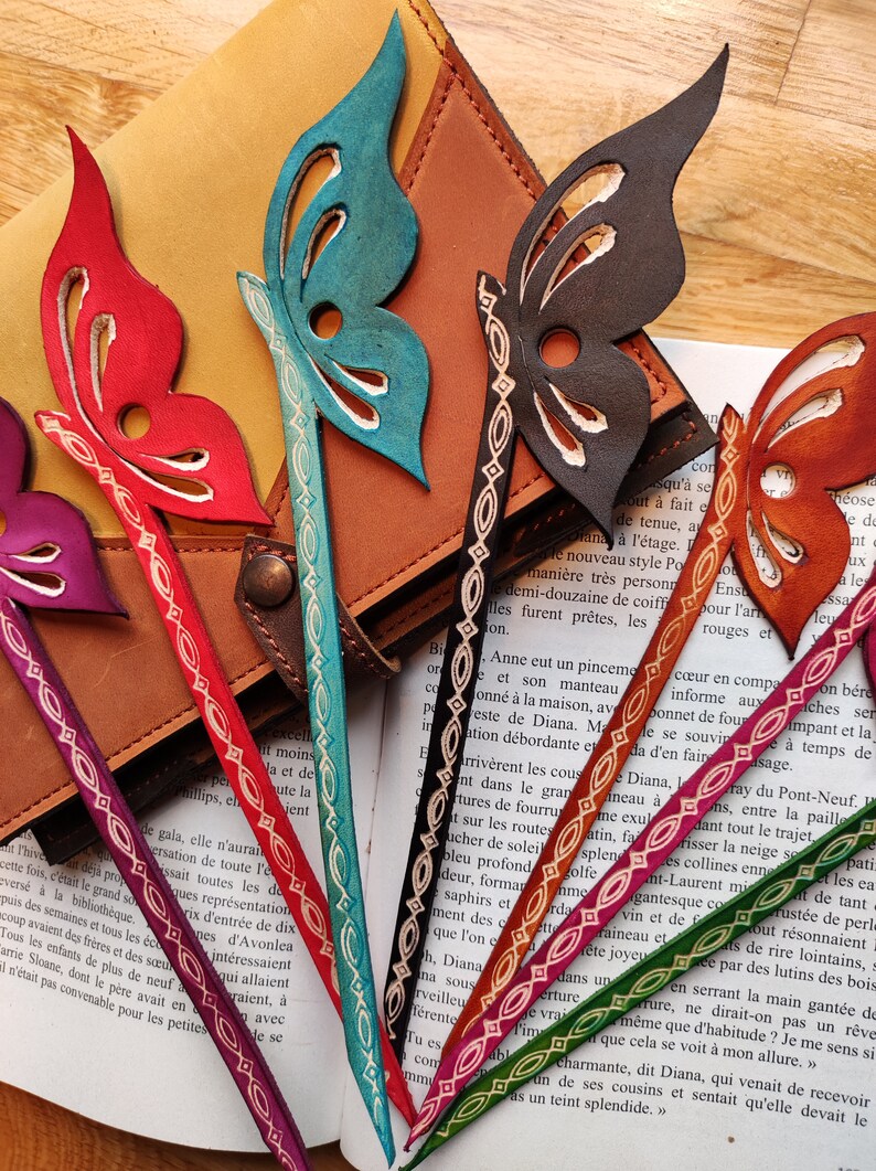 Vegetable-tanned leather butterfly bookmark Black