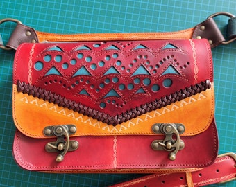 Vegetable-tanned leather bag