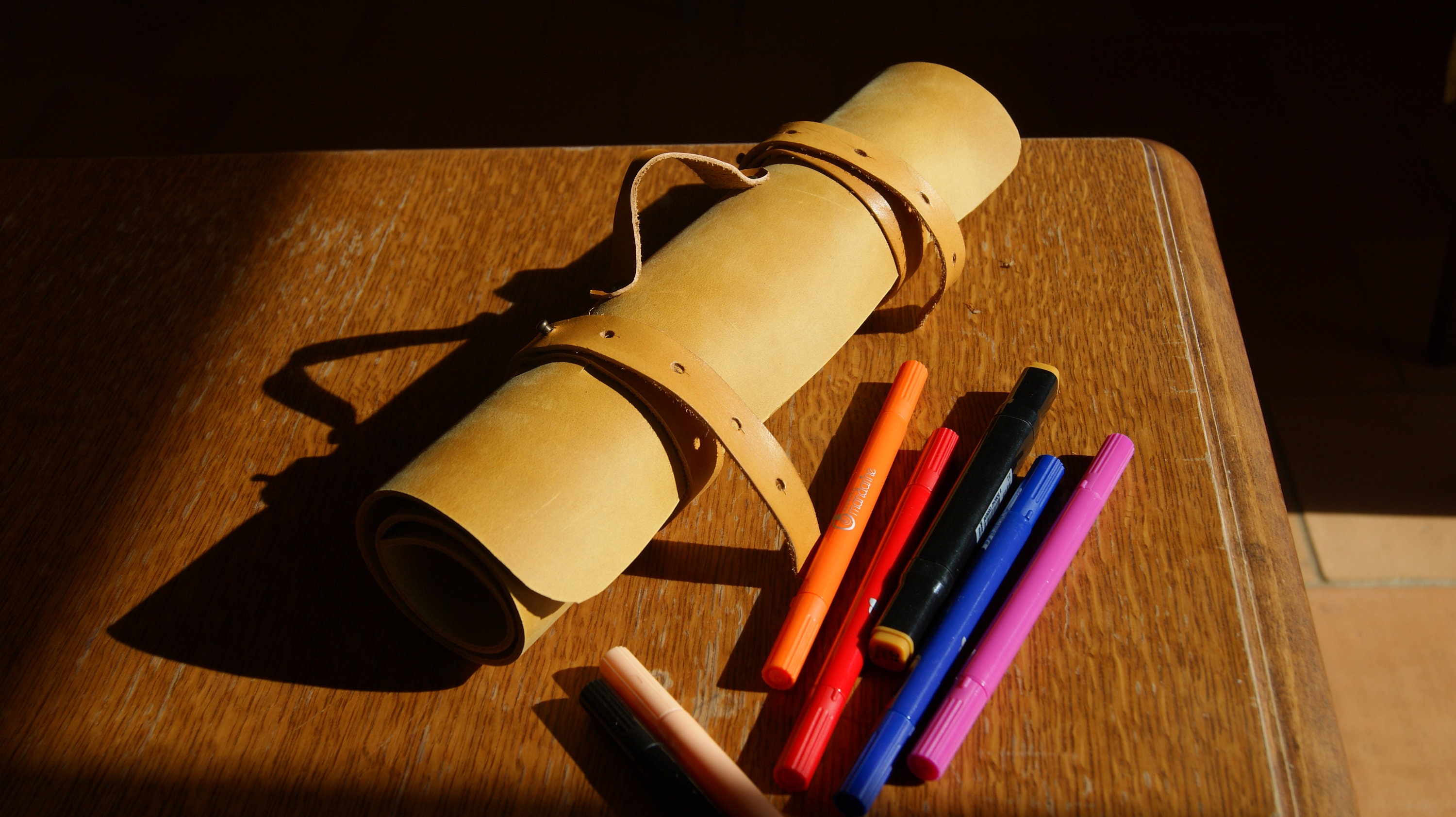 Trousse d'artiste en Cuir Jaune