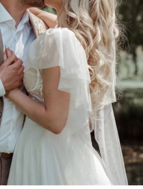 Bridal detachable sleeves, Bridal Tulle Sleeves, Ivory long sleeves, Detachable Weddings Dress Sleeves, Off shoulders sleeves, Tulle straps,