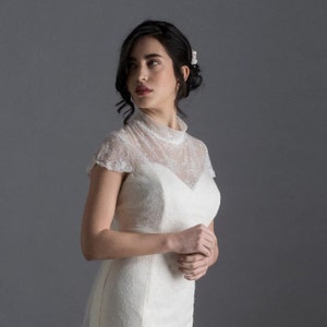 Wedding Bolero, Lace Top for Wedding Dress, Bridal Jacket made from Ivory Lace, Bridal Lace Bolero, Short Sleeve Bolero for Wedding Dress