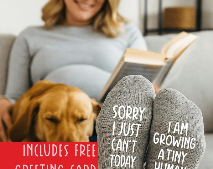 Pregnant Mom Gift, Growing a Tiny Human Pregnancy Gift, New Mom Gifts, Mom Socks, Mom Gifts, Expecting Mom, Baby Shower Gift, Mother's Day