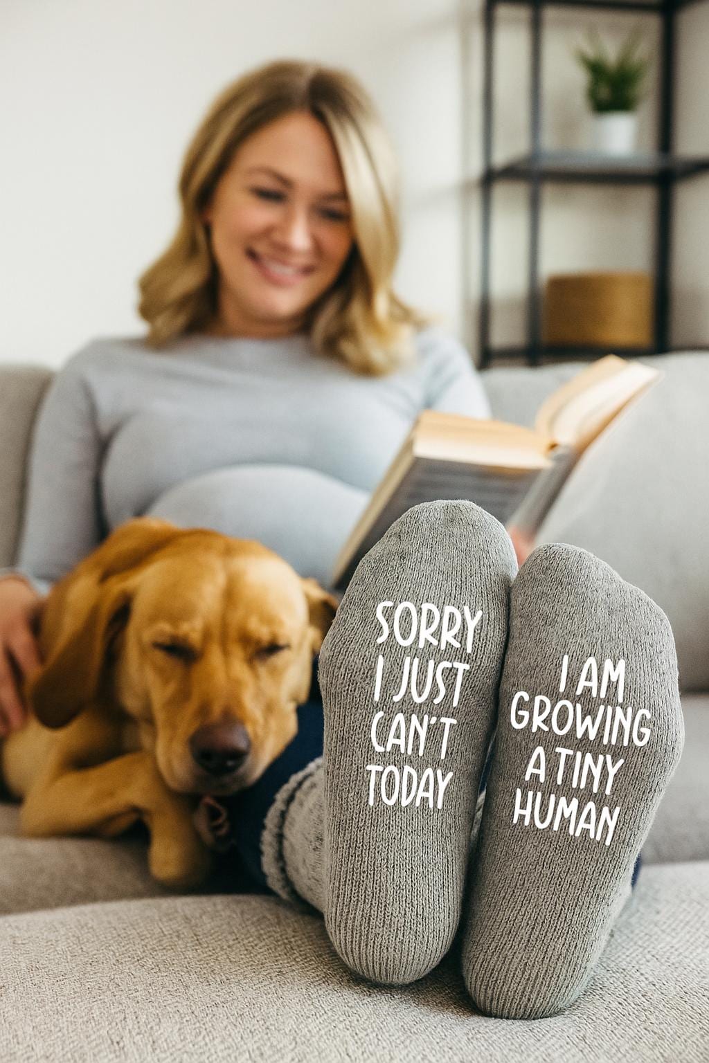 Pregnant Mom Gift, Growing a Tiny Human Pregnancy Gift, New Mom Gifts, Mom Socks, Mom Gifts, Expecting Mom, Baby Shower Gift, Mother's Day