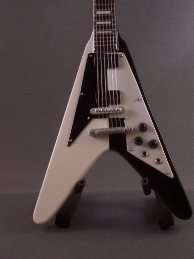 Music Legends Collection Guitare Miniature Flying V Michael Schenker