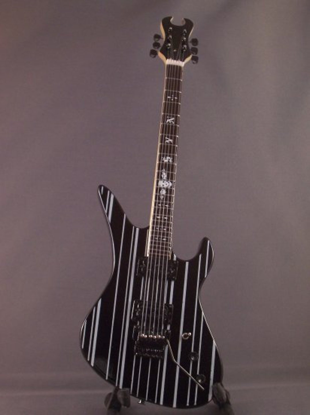 AVENGED SEVENFOLD Synyster Gates Mini Guitar Memorabilia Free