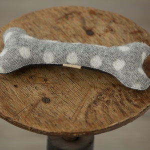 Plush dotted bone toy dog, puppy gift, wool bone toy for dog, wool pet toys, dog toy, Stylish Dog Toy, organic plushie toys