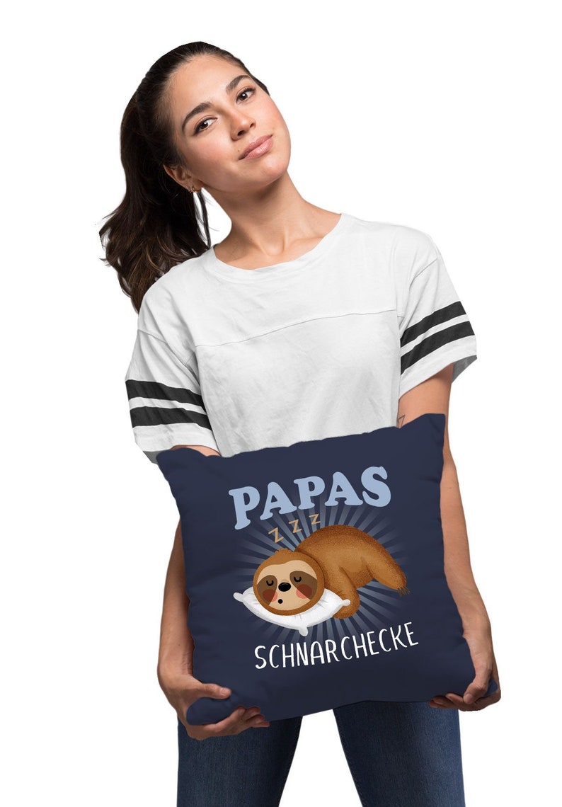 Kissen-Bezug Faultier Papas Schnarchecke lustiges Geschenk für Väter Papa von Tochter Sohn Moonworks® Bild 4