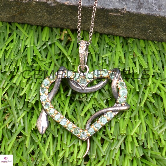 Collana Gotica Con Teschio E Cuore In Argento 925 E Cristalli Austriaci - ECHOOY