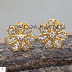 14k Yellow Gold Pave Diamond Flower Stud Earrings