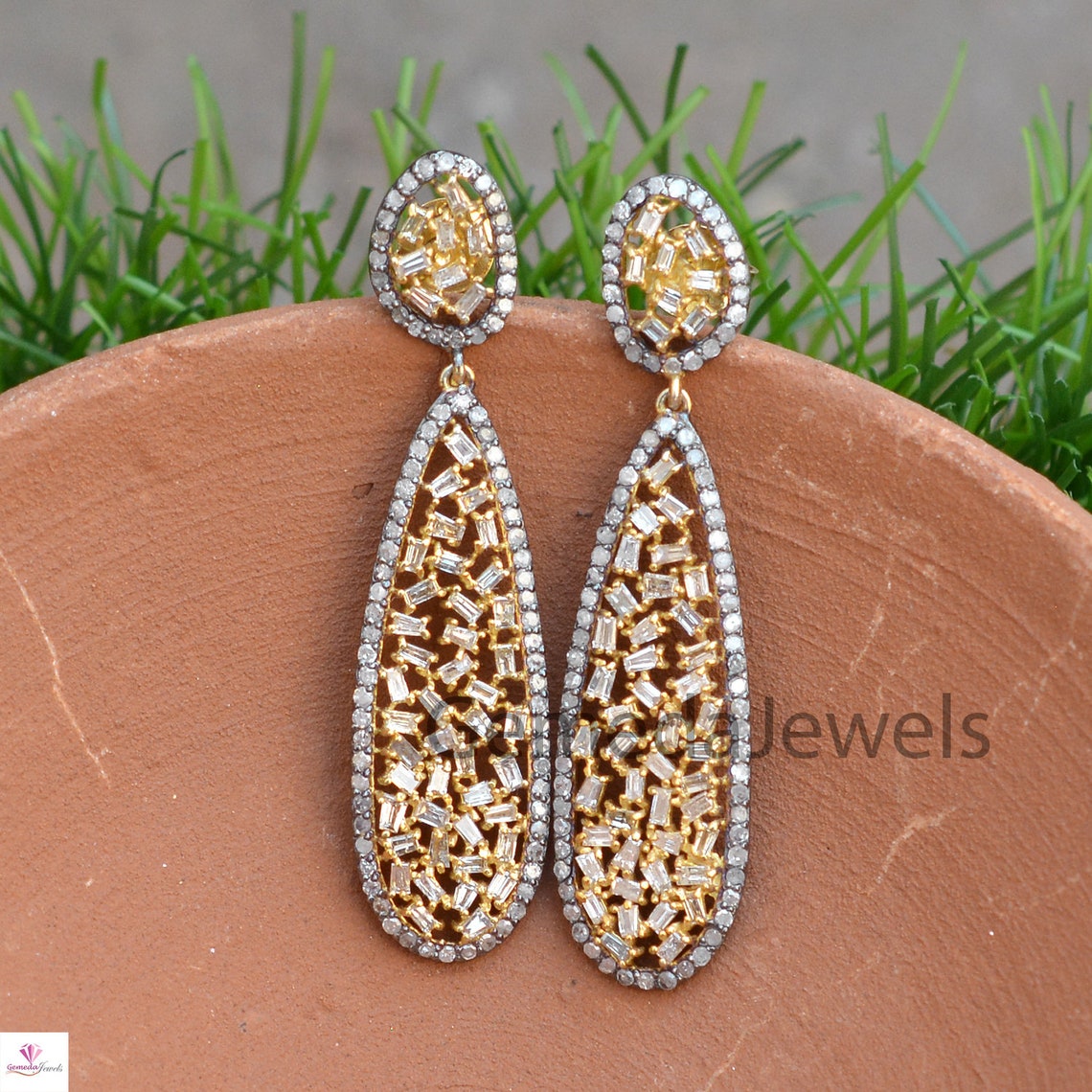 baguette diamond earrings gold