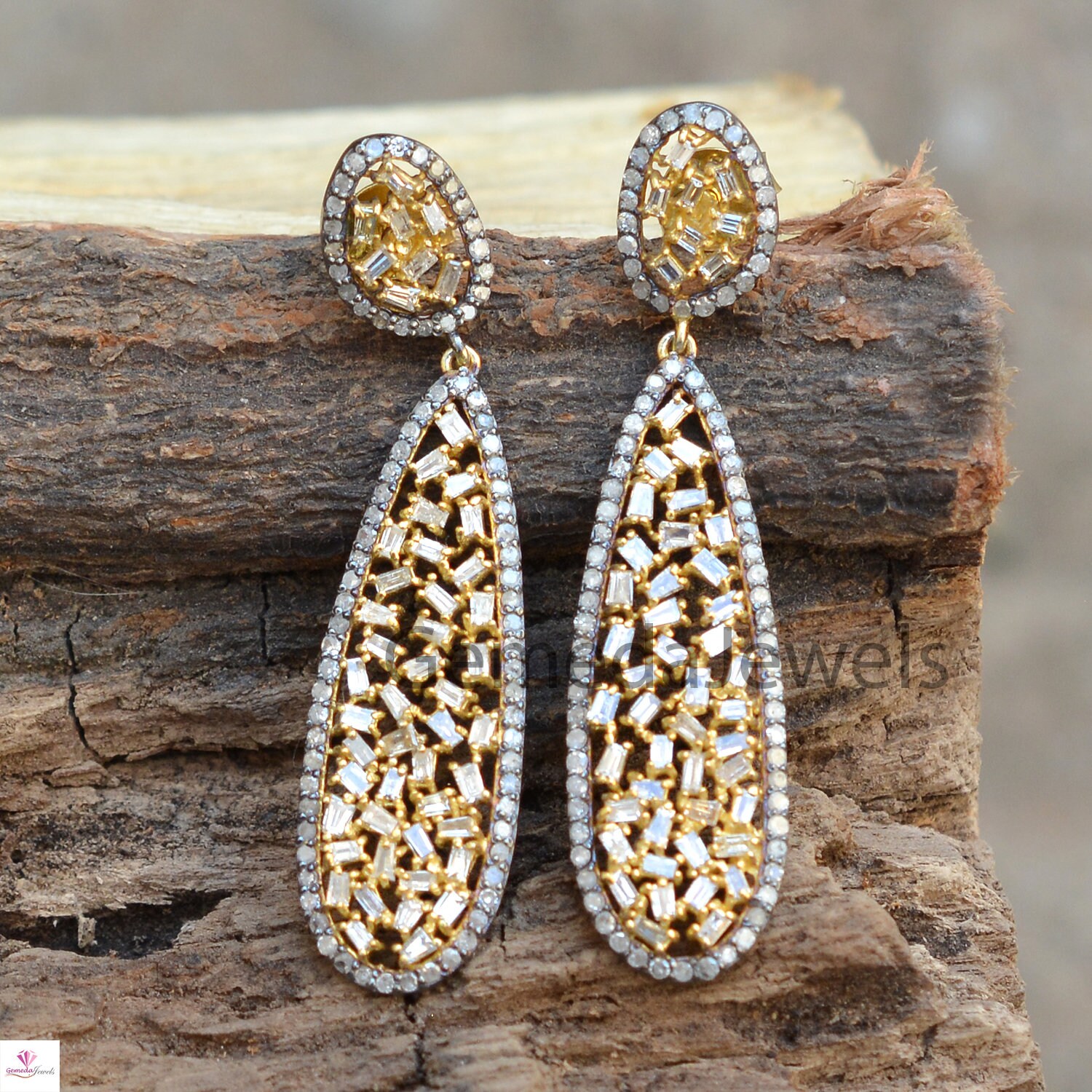 baguette diamond earrings gold
