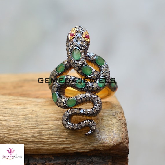 Emerald snake jewelry best sale