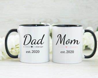 Mom and Dad Mug Set, Pregnancy Announcement, New Mom and Dad Mugs, Baby Shower Gift, Parent Mugs, Gift Sets for Parents,Mug Sets for Parents