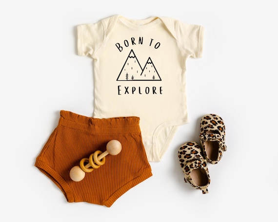 Born To Explore, New Baby Gift, Newborn Clothes, Adventure Baby Boy Outfit, Baby shower gift, Camping baby bodysuit, Adventure Awaits