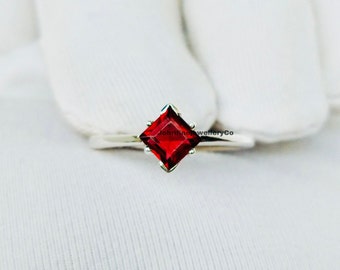 Dainty Princess Cut Garnet Engagement Ring in Sterling Silver: A Delicate Symbol of Love Unique Simple Garnet Wedding Promise Ring