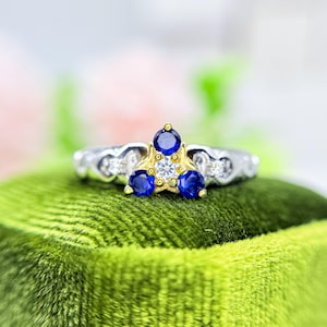 Zora&#39;s Sapphire Ring: Legend of Zelda Inspired 925 Sterling Silver Ring