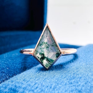 Natural Moss Agate Ring, Kite Green Agate Ring, 925 Sterling Silver Ring, Handmade Ring, Nature Inspired Jewelry, Christmas Gift Ring - JFJ