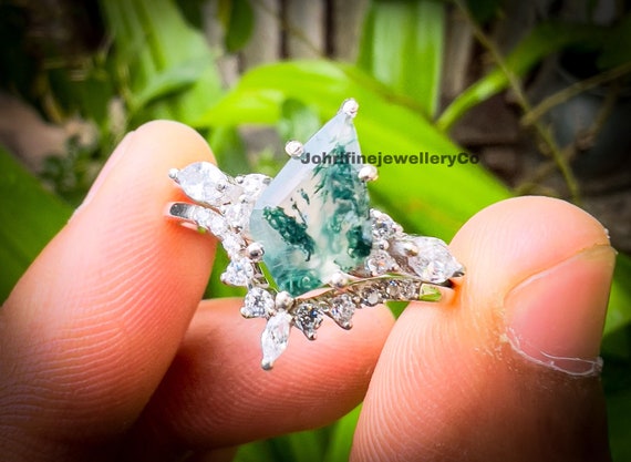 kite cut green moss agate engagement ring set 14krose gold marquise cut cubic zirconia ring for women unique bridal wedding ring set