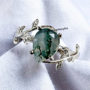 Leaf Moss Agate Ring: Pear Cut Sterling Silver Gemstone