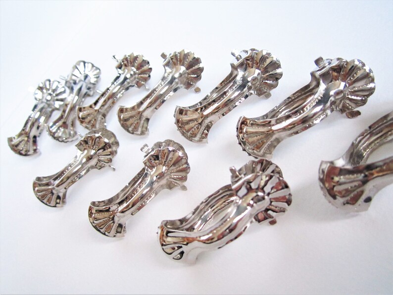 Silver Metal Drapery Clips NEW Curtain Rings Staples 10 pieces Ornate Claw Curtain Clips