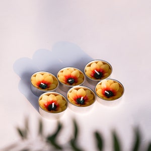 8 Handmade Sunflower scented tealight set with neroli essential oil