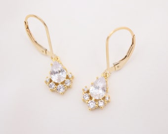 Dainty Pear Shaped Diamond Dangle Earrings, Teardrop CZ Cubic Zirconia, 14K Gold Filled, Wedding Party Jewelry, Bridal, Bridesmaid Gift