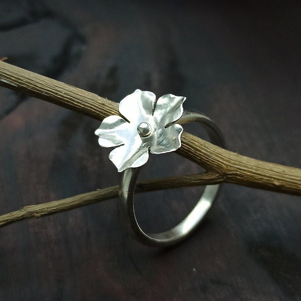 Bague fleur simple en argent 925 fait main