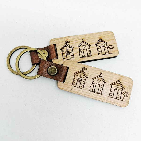 Beach Hut Keyring, personalised Keyring, beach keychain, custom keyring, beach keychain, beach lover, beachhut gift, customised gift, rustic