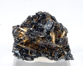 Rutiel Hematiet, Novo Horizonte, Brazilië 3x2,5x1,5cm