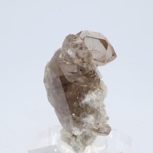 Smoky quartz, Mont-Blanc, Alps, France 2x3.2x1.5cm