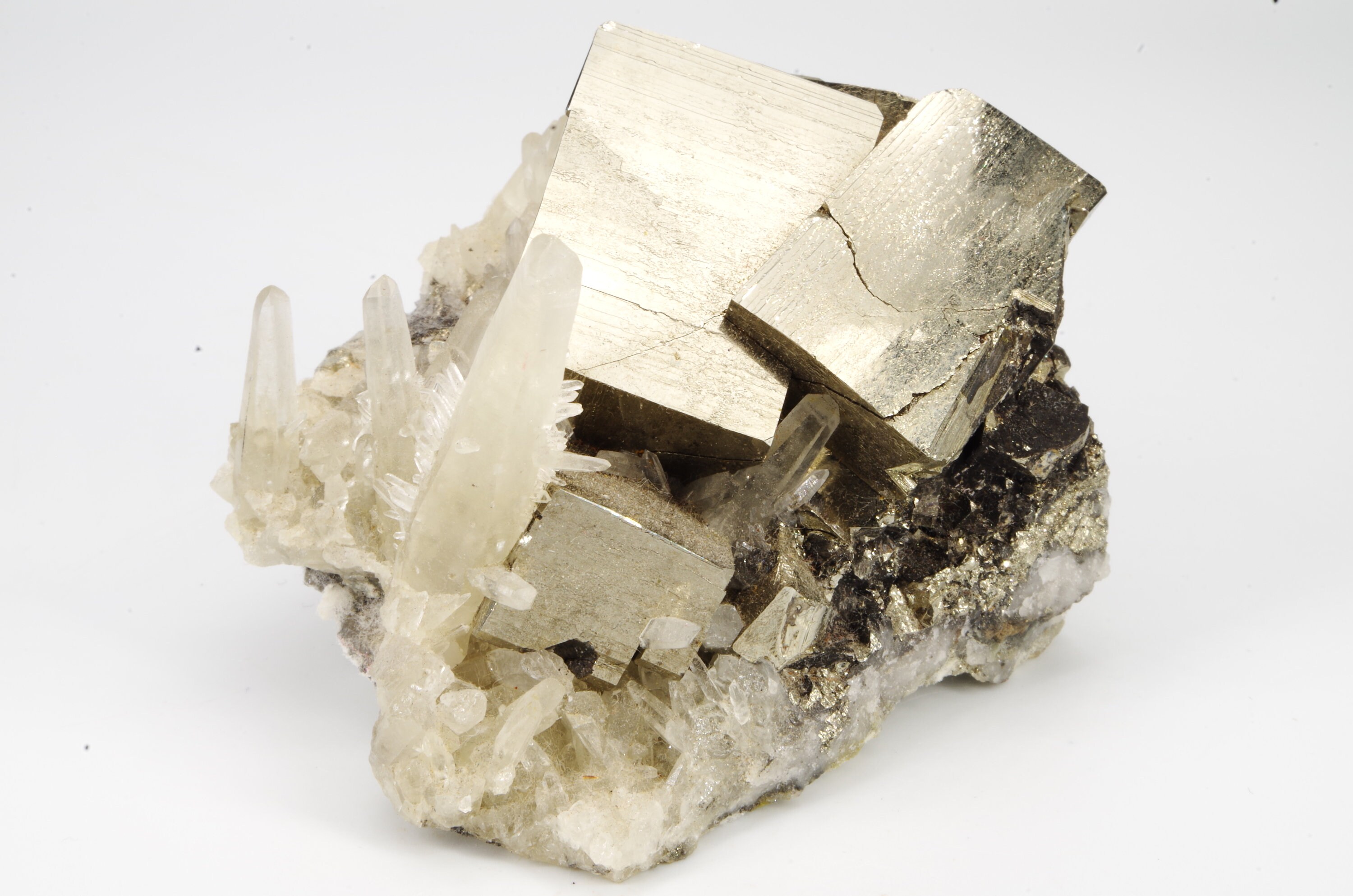 Quartz Pyrite Huaron Mine Pérou/Peru 8x6x4.5cm 286G