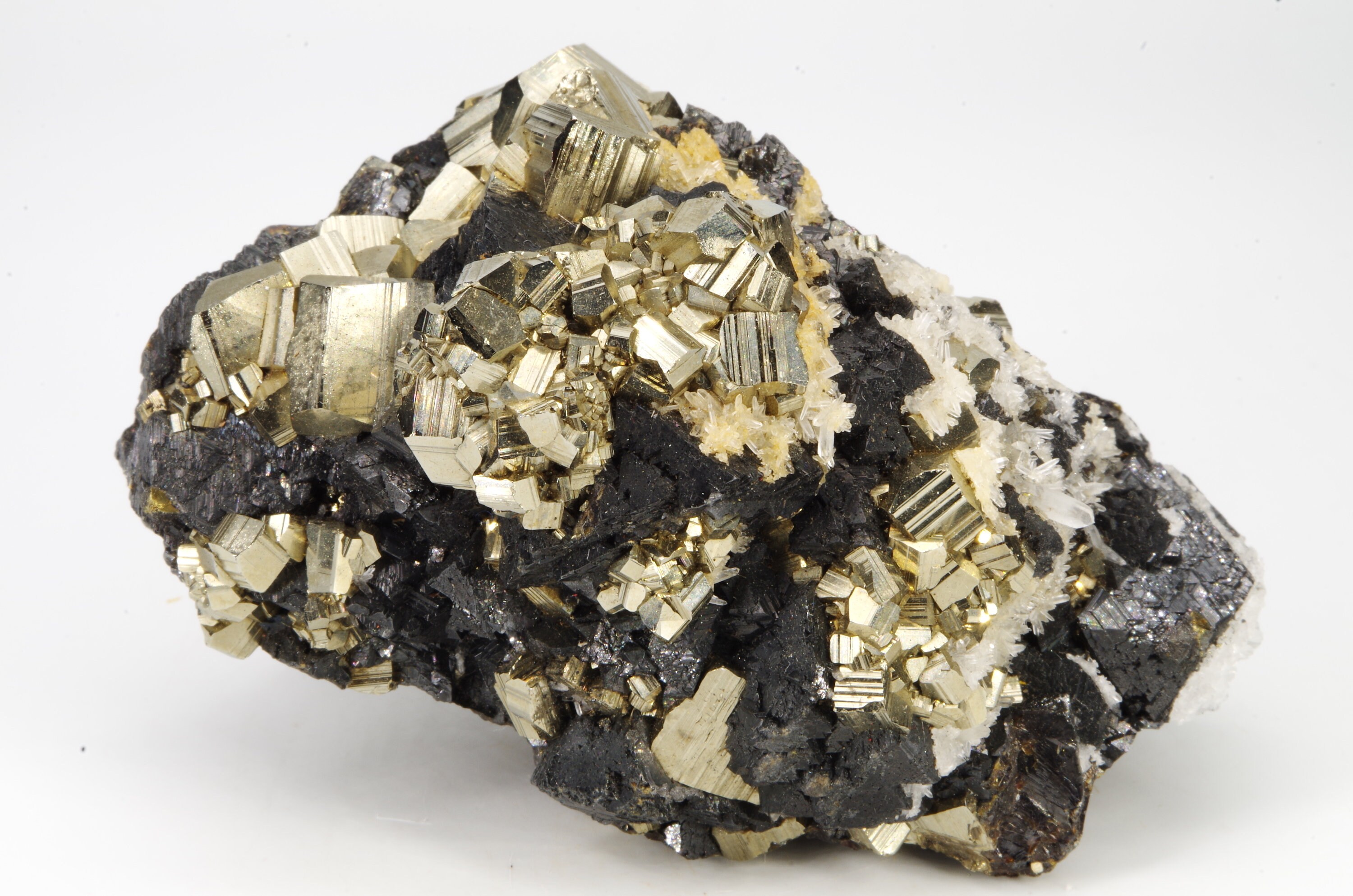 Quartz Pyrite Sphalérite Huaron Mine Pérou/Peru 9x5x5.5cm 560G