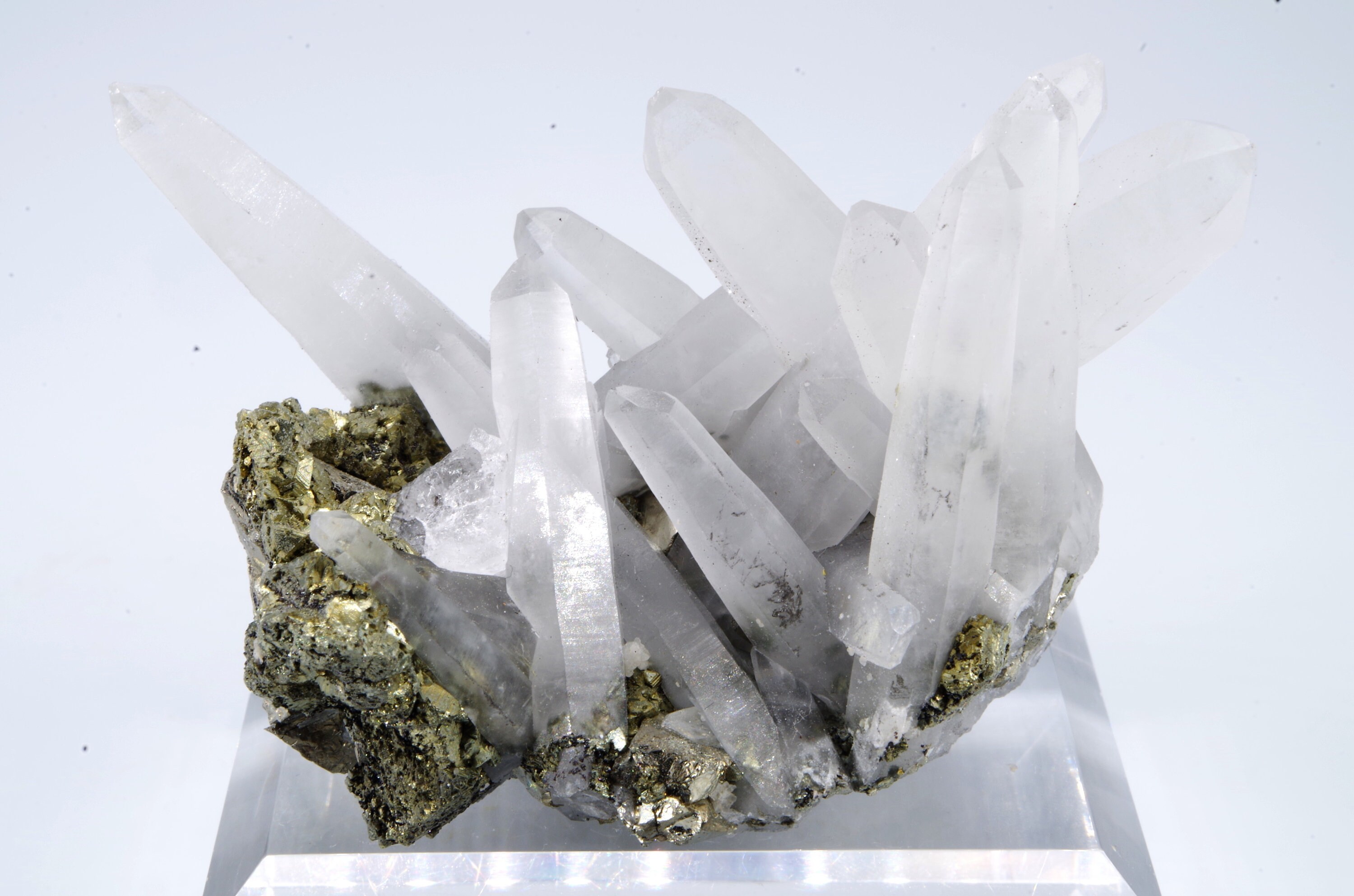 Quartz Chalcopyrite Huanzala Mine Pérou/Peru 6x5x4cm 100G